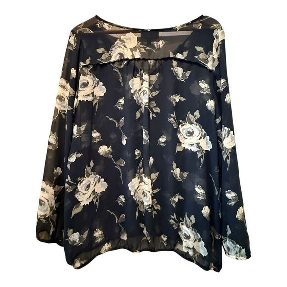 Lane Bryant Women’s Sheer Top Blue Floral V-Neck Blouse Size 18/20 - Picture 2 of 15